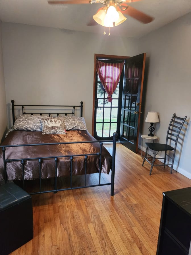 Kate's room
