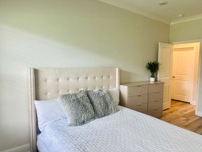 Jade's room