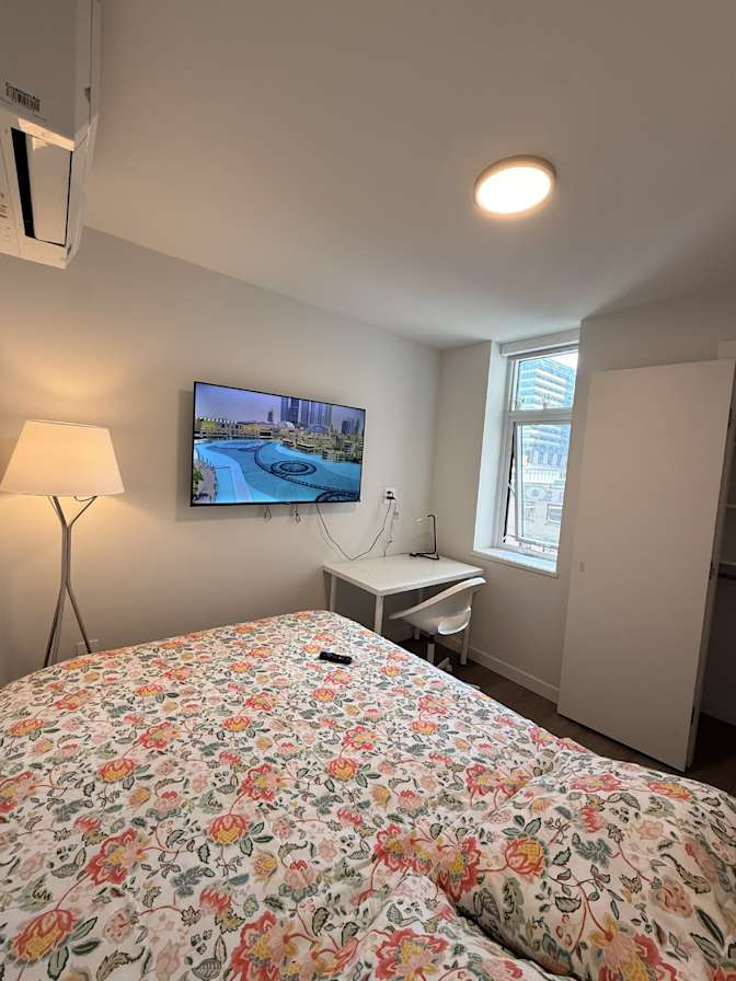 Oybek's room
