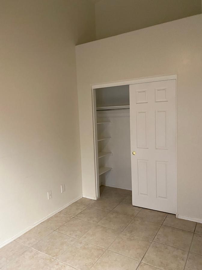 Lisa's room