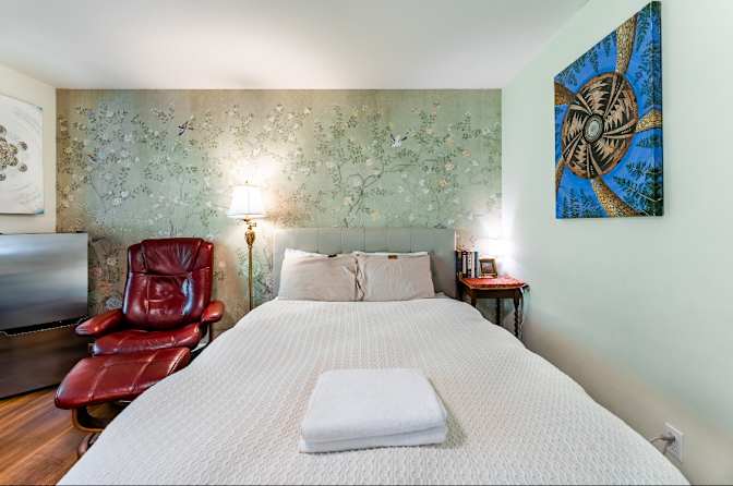 Sage Taylor Kingsley's room