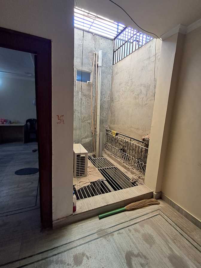 Rishabh's room
