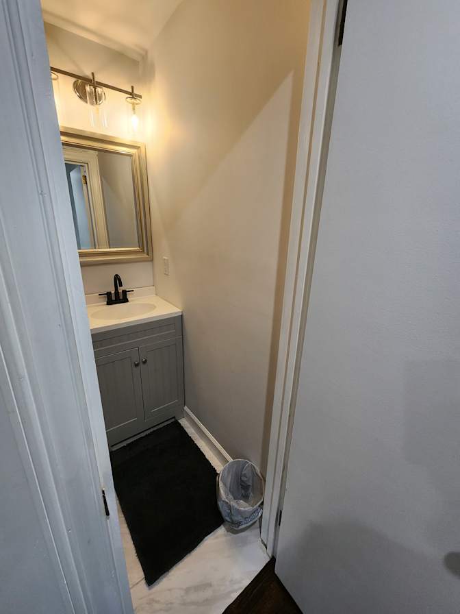 CL&C Property Management and Consulting's room