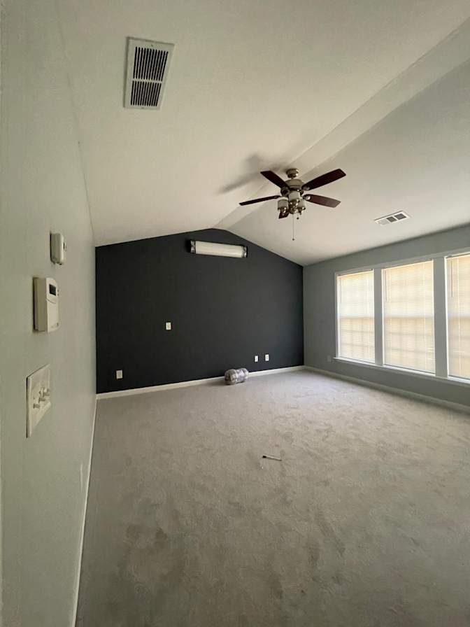 Alcove Rooms's room