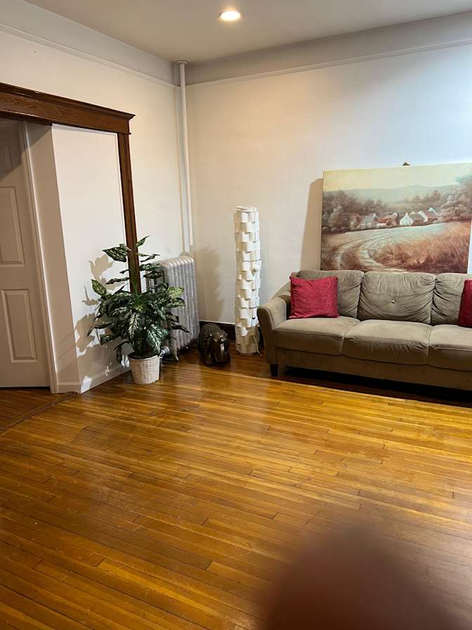 CRISTIAN ARANEDA's room
