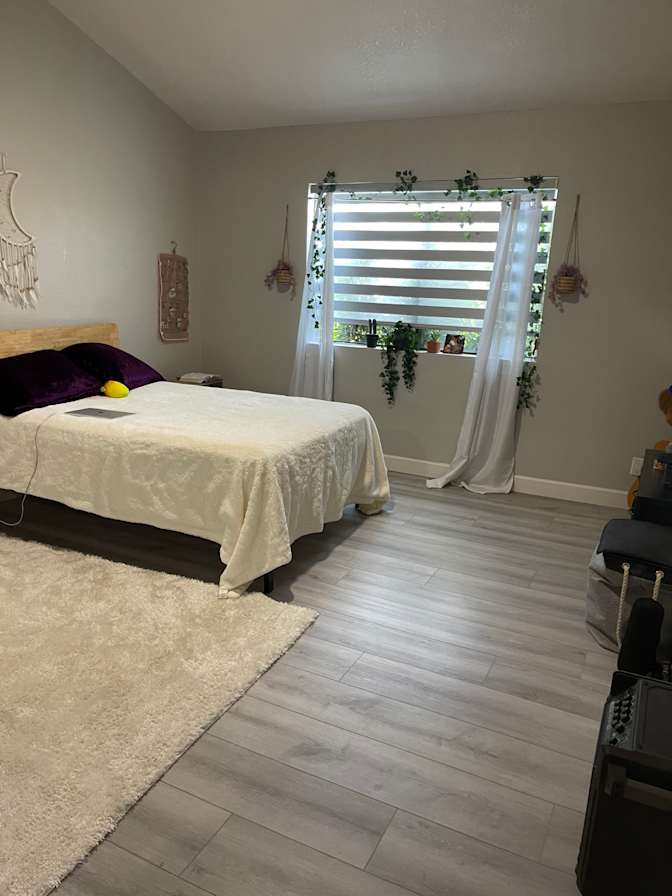 Samantha's room