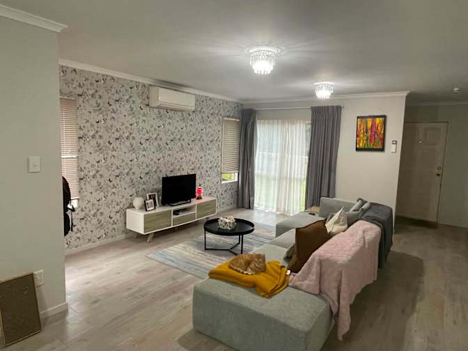 Shirvani's room