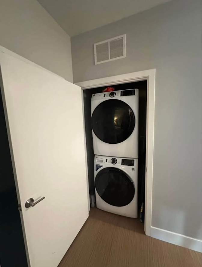 Ez's room