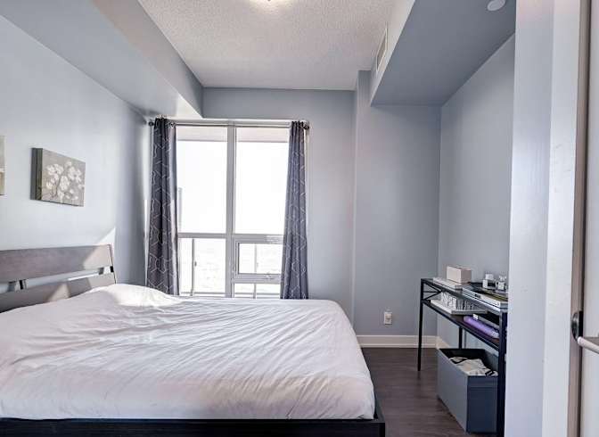 Felix's room