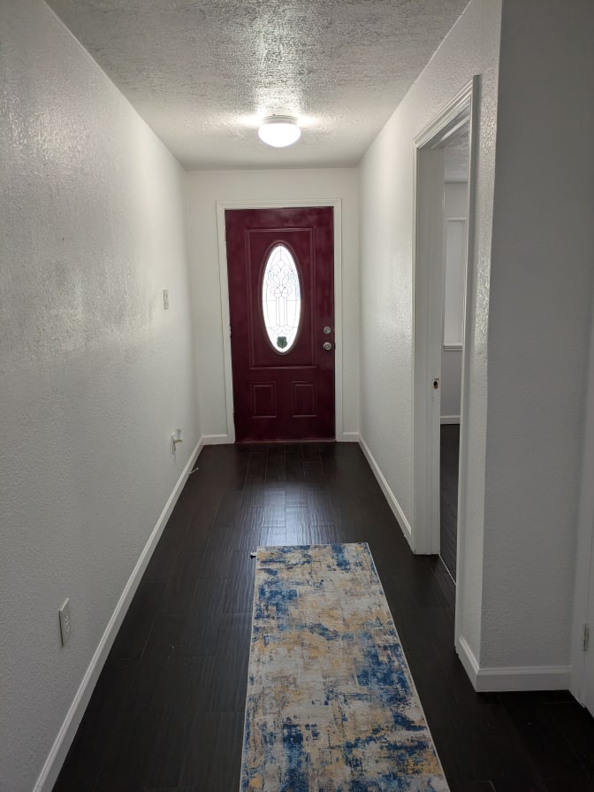 Autif's room