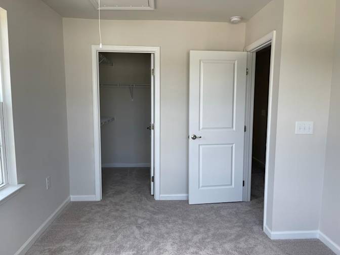 Alcove Rooms's room