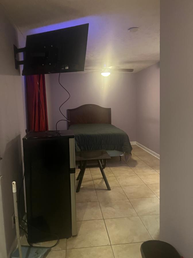 Carmen's room