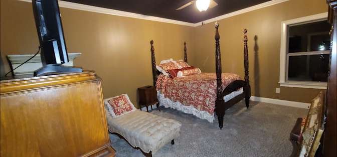 Victoria Taylor's room