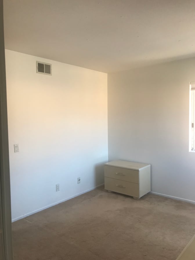 Alitcia's room