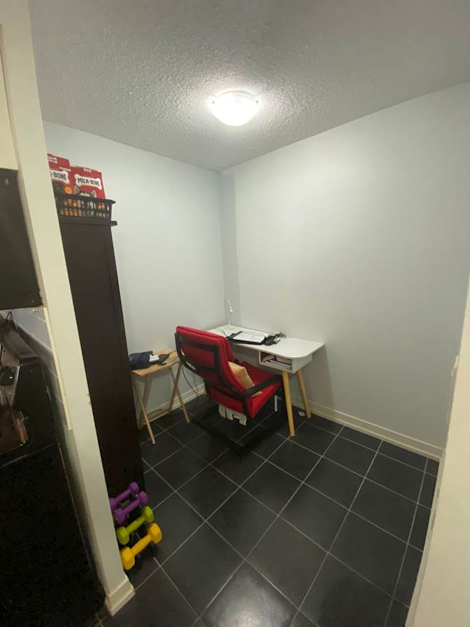 Ozan's room