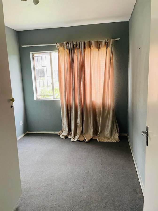 Gracia's room