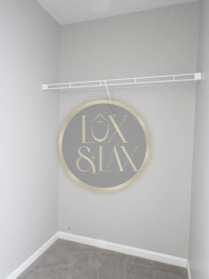 Kynnee Golder's room