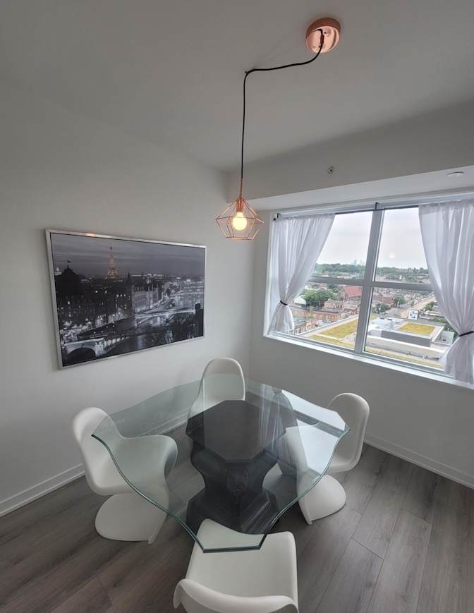 Max's room
