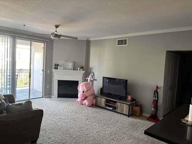 Alicia's room