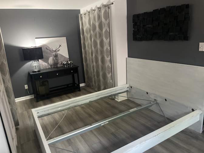 Louis's room