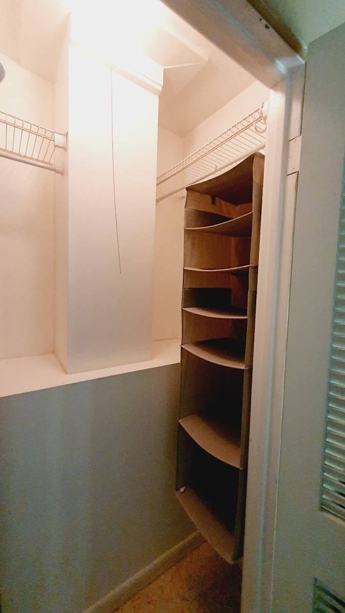 Alonso's room