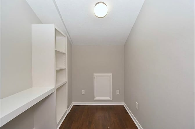 Carlos + Rahkel's room