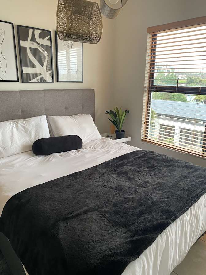 OLUWATOSIN's room