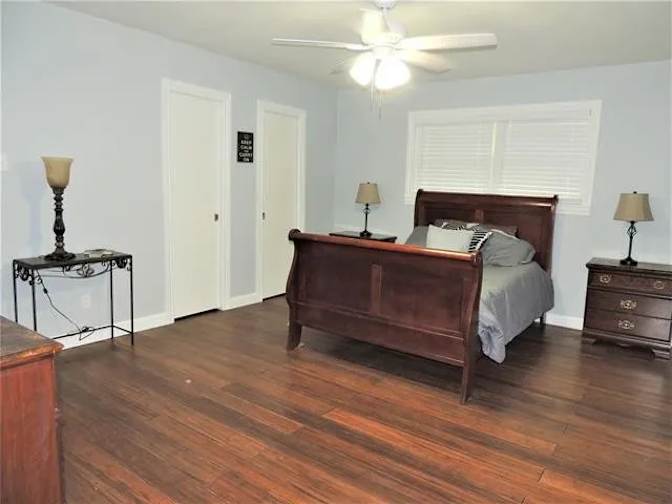 Raul's room