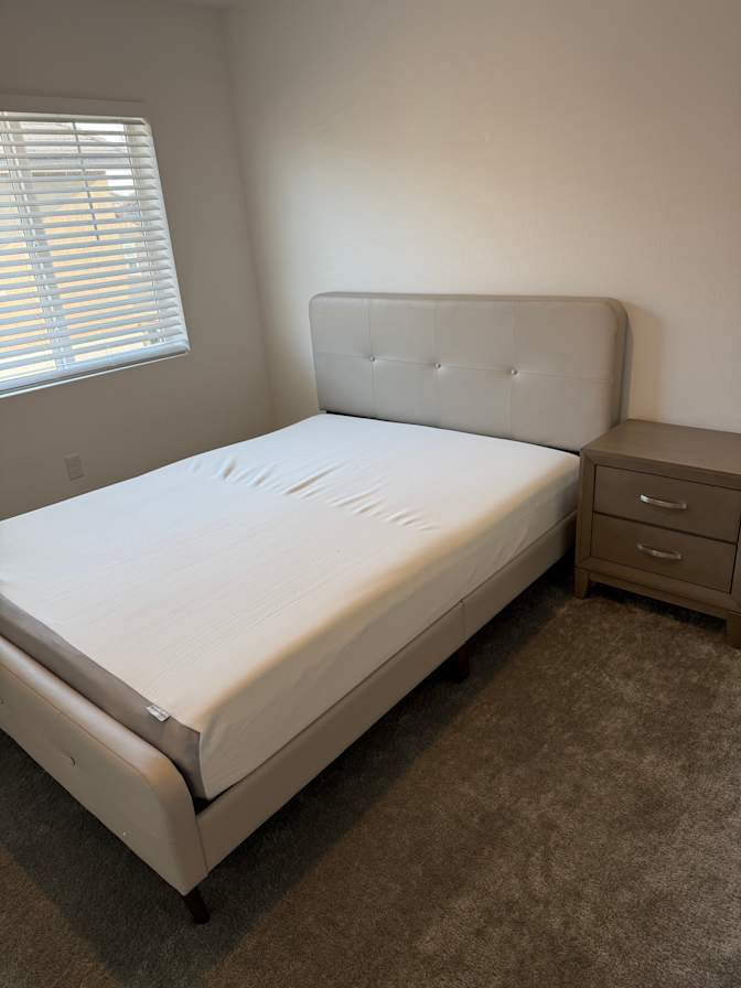 Aya's room