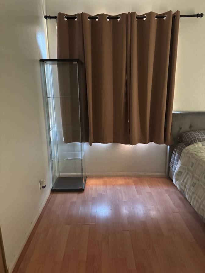 Jeanie's room