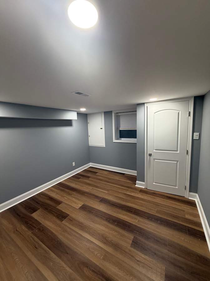 Jose's room