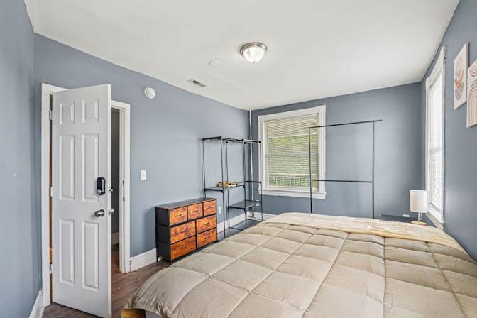 Jeniffer's room