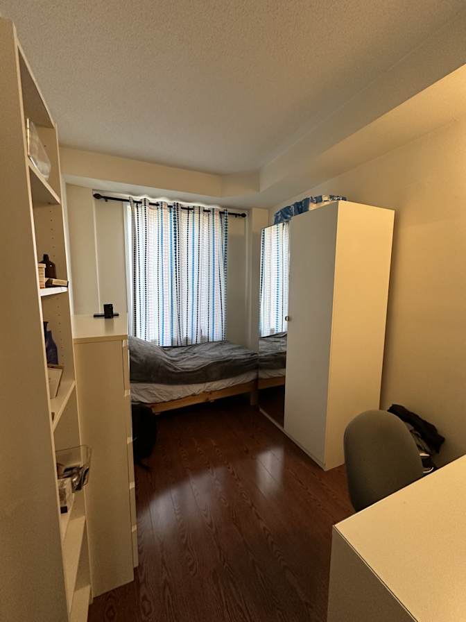 Gloria's room
