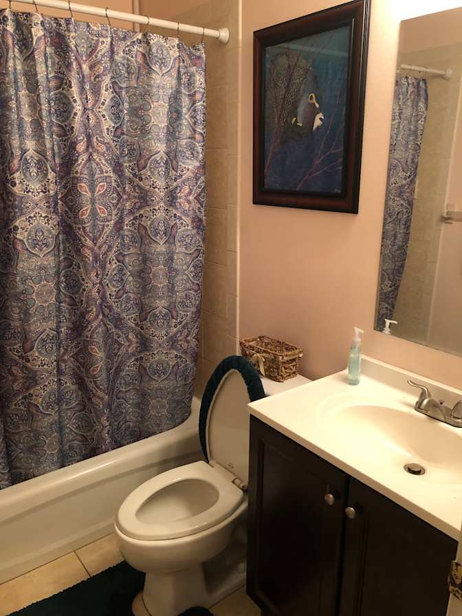 Lee's room