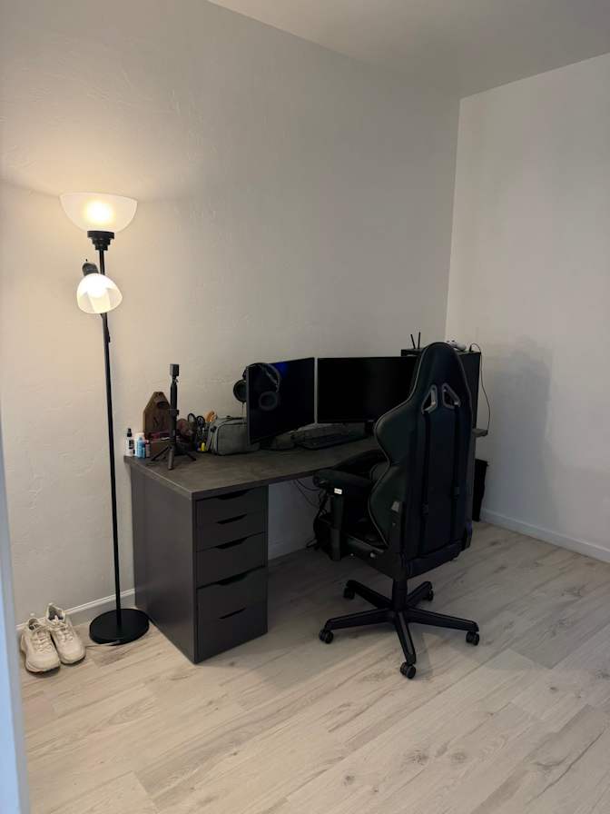 Jodee meddy's room