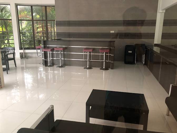 Joseph Ma 's room