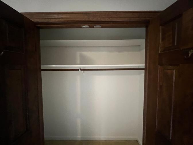 Alcove Rooms's room