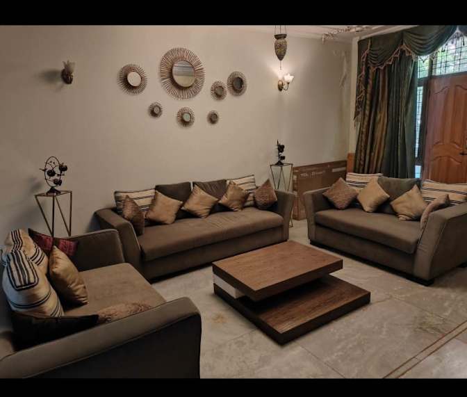 Harshit's room