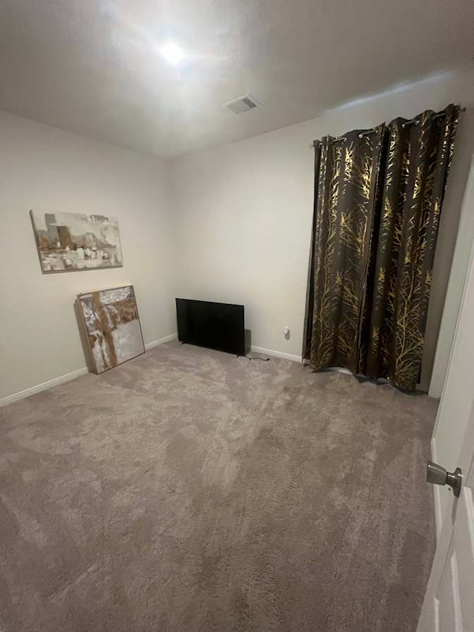 Missouka's room