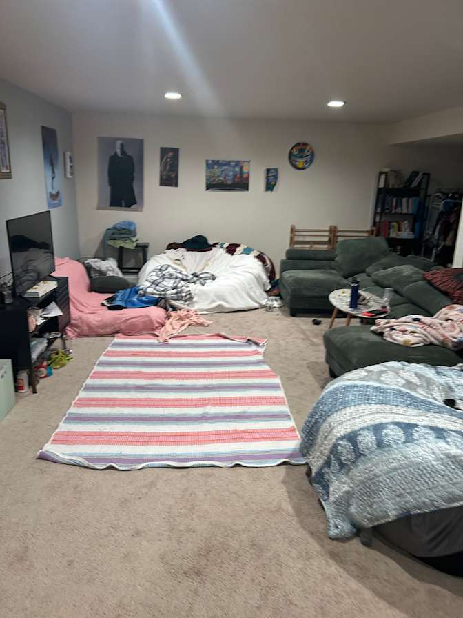Aja Bos's room