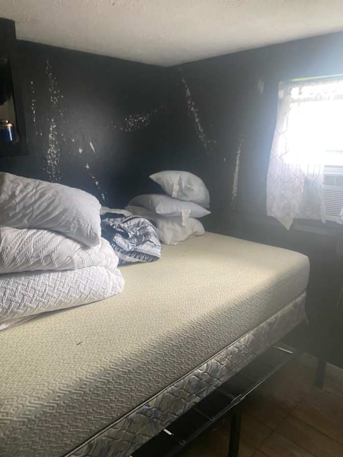 Deandre's room
