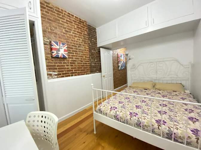 Dhruv Shah's room