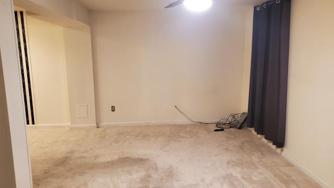 Enrique's room
