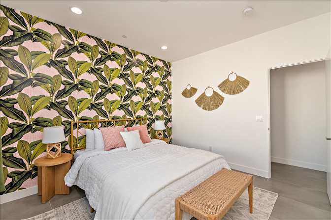 Claudia's room