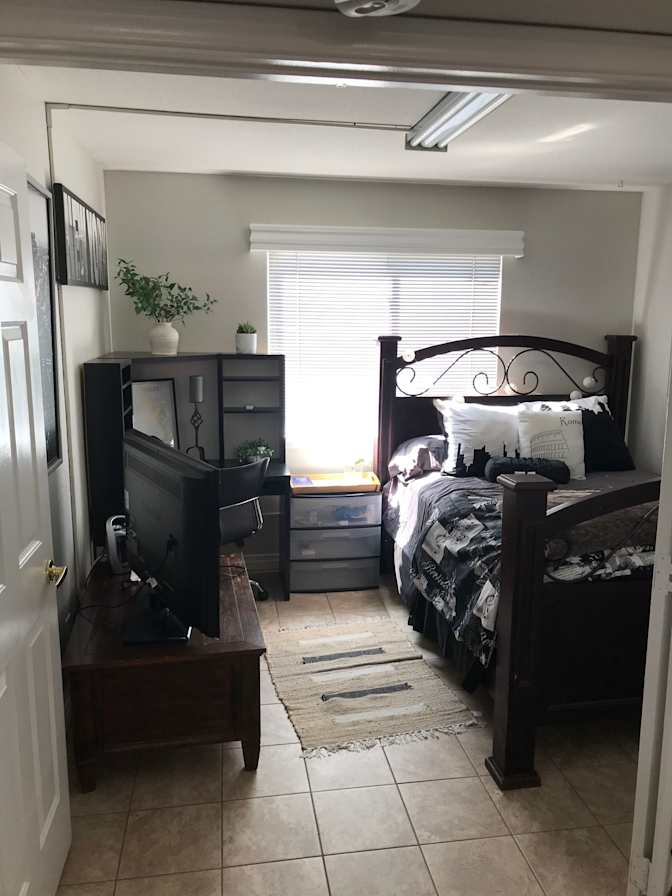Candace's room