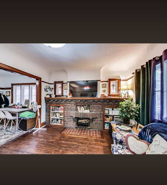 Cass's room