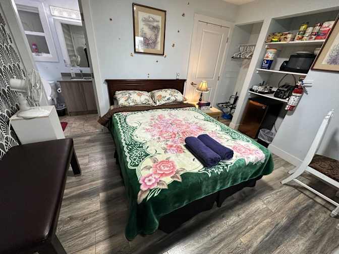 Anita's room