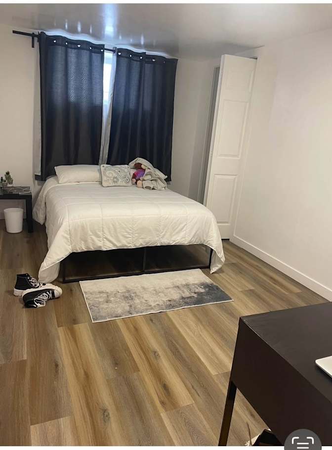 Susan Tse's room