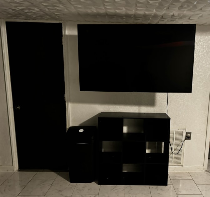 Bev's room