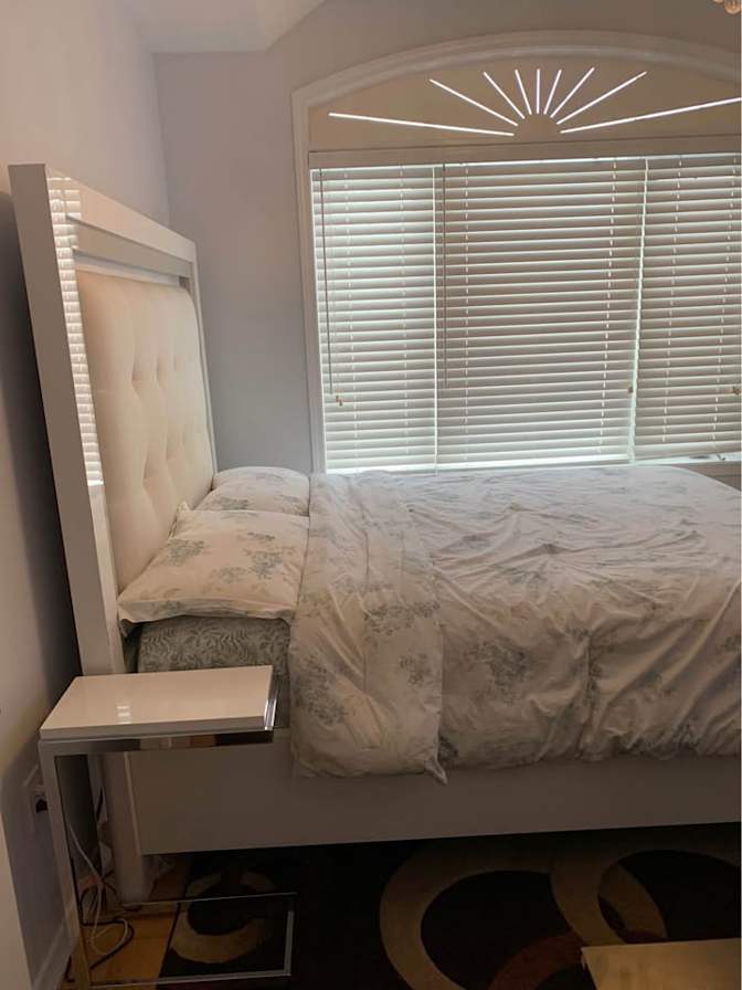 IRFAN QAISER's room